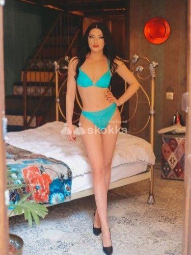 The Captivating Julia